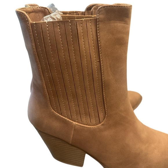 Forever Rivers Suede Ankle Boots Size 10 Tan Pull On Pointed Toe Block Heel - Picture 7 of 13